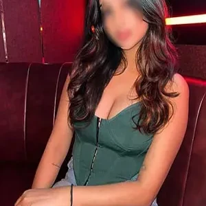 Hi Profile Model Escorts, Call Girls Service in Kanpur for complete satisfaction