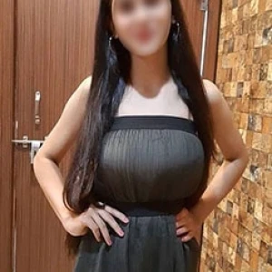 RAMYA TAMIL CALL GIRLS, ME ✅ Door Step 🪜 AVAILABLE FOR SEX TONIGHT